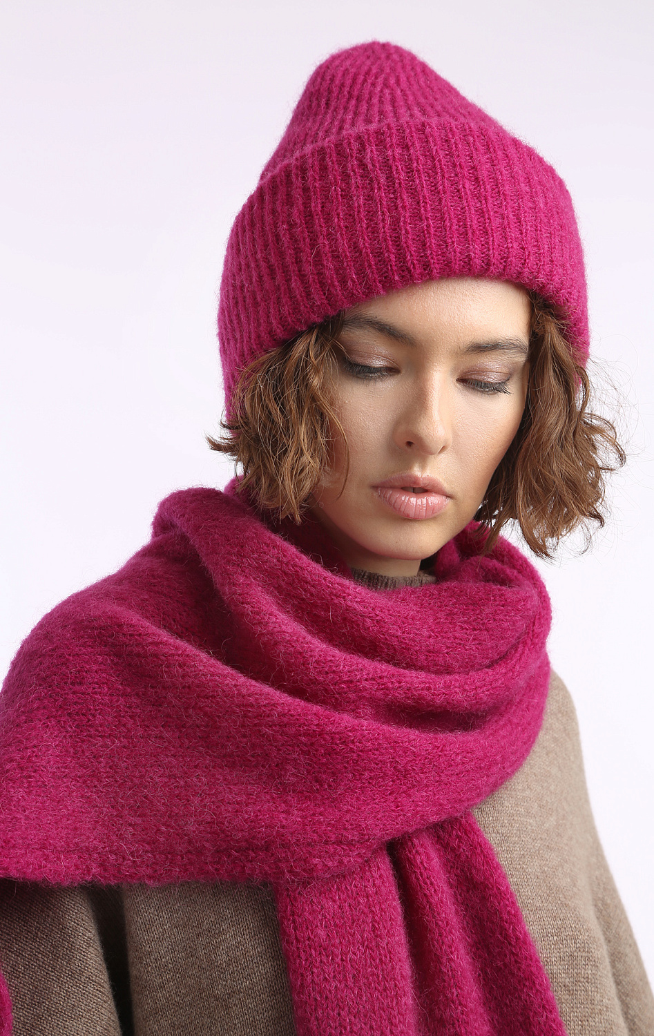 Модные головные уборы сезона 2024