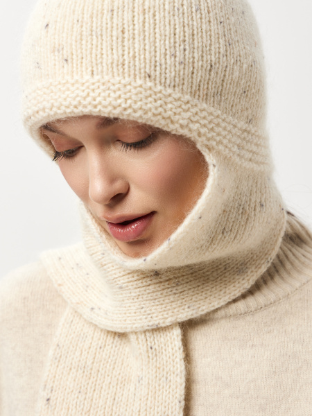 Шапка с длинными ушами 260171TM молочный (10)