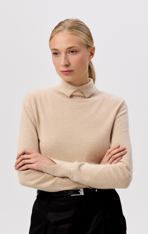 водолазка с разрезом на горле 2437W бежевый (2)