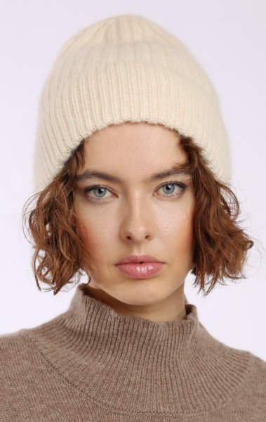 шапка 240130 молочная (1) шапка 240130 молочная (1)