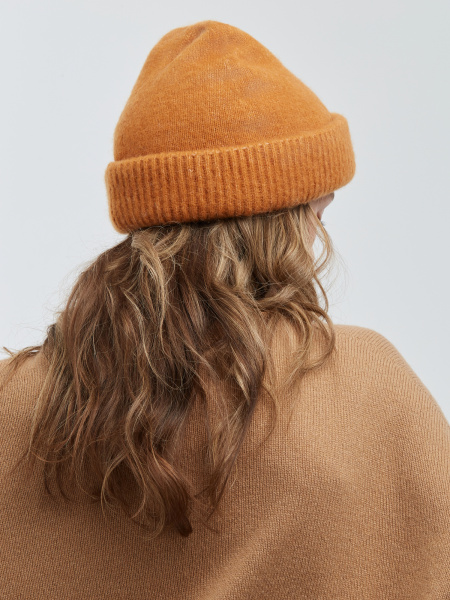 Шапка 230111HD кэмл (8)