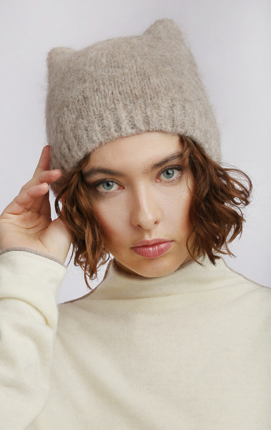 Модные головные уборы сезона 2024