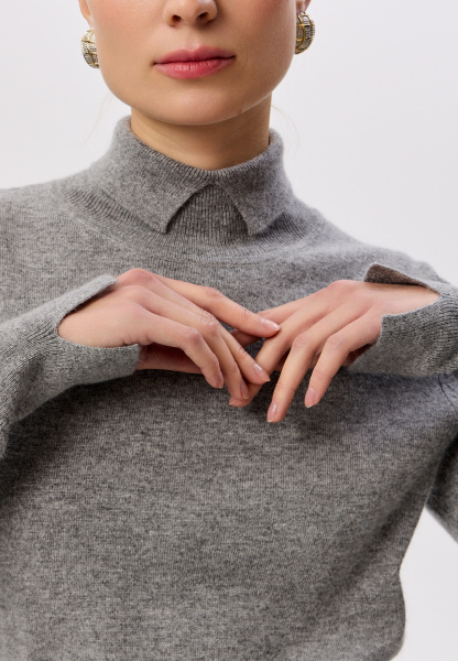 водолазка с разрезом на горле 2437W серый (5)