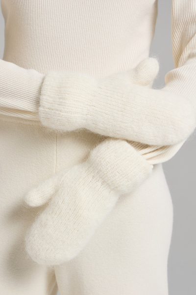 варежки 260124X - молочный 6
