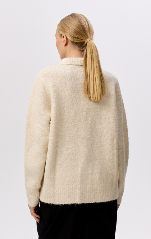 кардиган букле 25W0412K молочный (9)