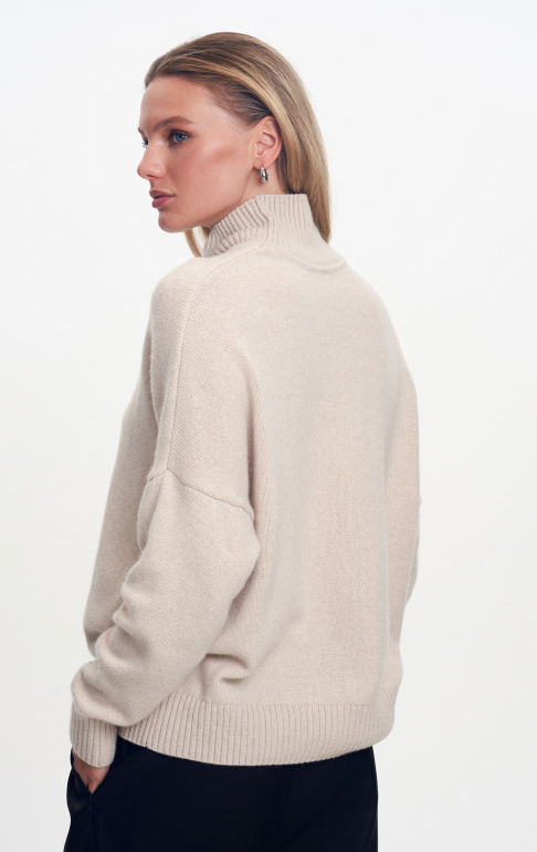 L77 джемпер светло-бежевый (4)