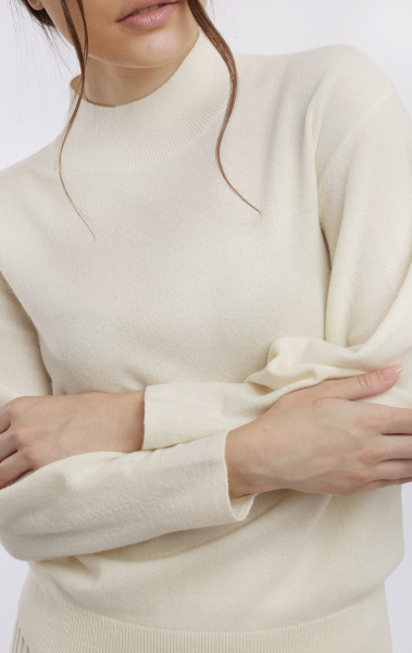 2480W джемпер молочный (2)