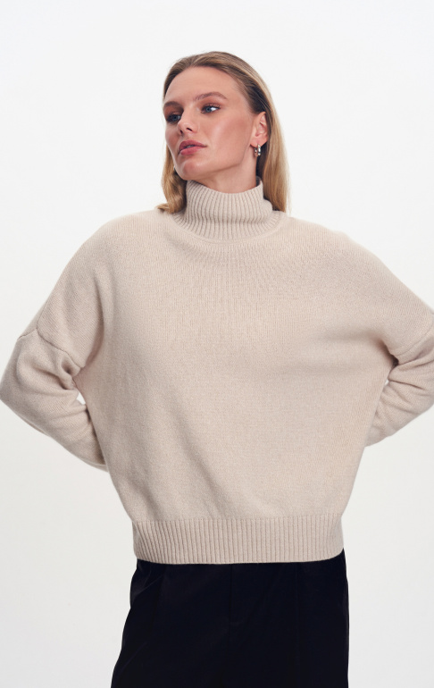 L77 джемпер светло-бежевый (2)